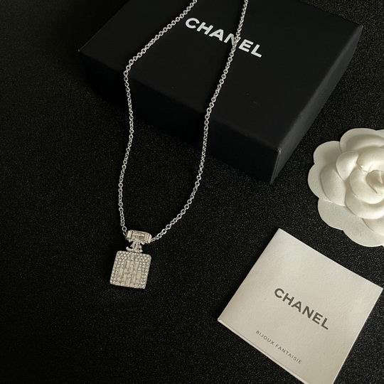 Chanel necklace 12lyh39 (2)