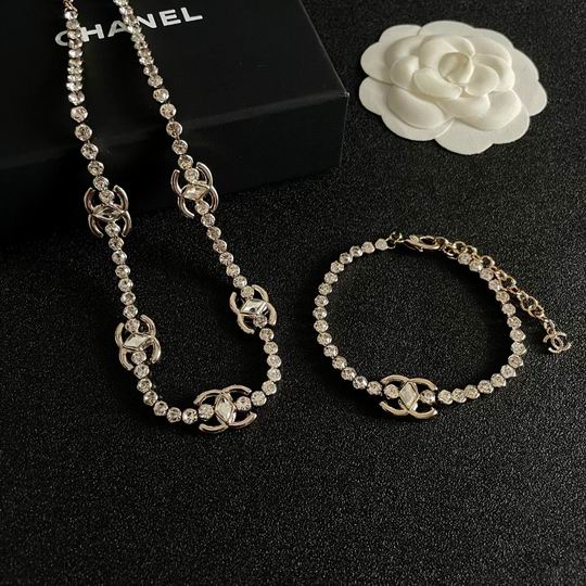 Chanel necklace 12lyh42 (4)