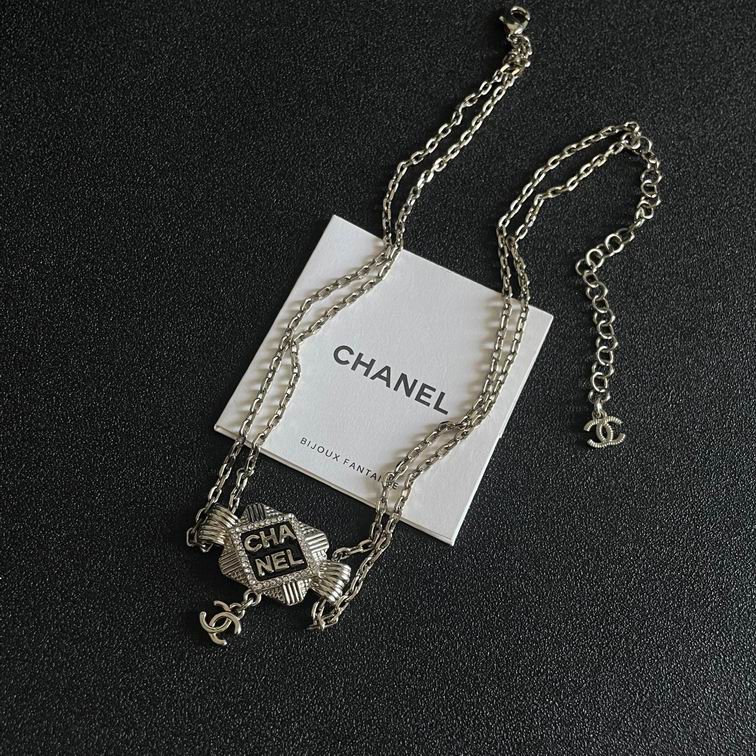 Chanel necklace 12lyh63 (3)