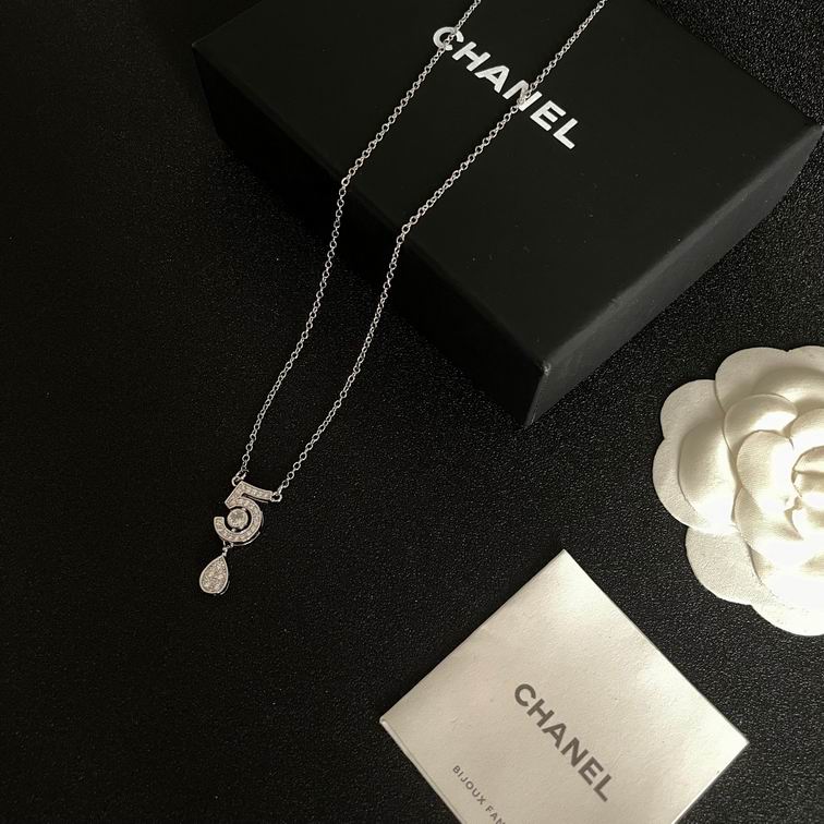 Chanel necklace 12lyh68 (1)