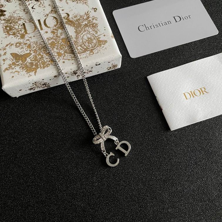 Dior Necklace 12lyh05 (1)