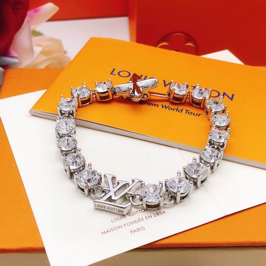 LV Bracelet 11lyh797 (4)