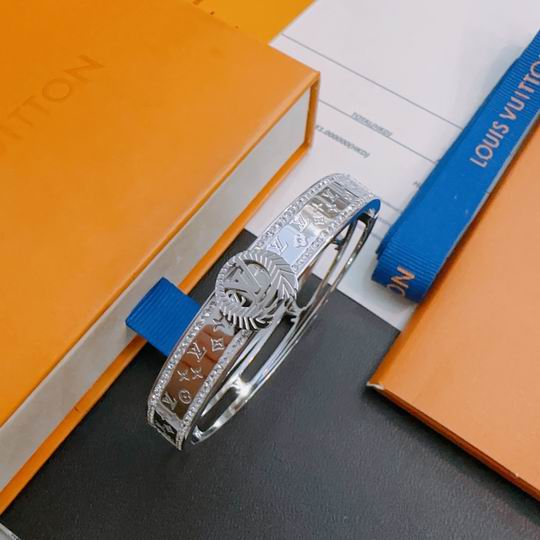 LV Bracelet 11lyh831 (2)