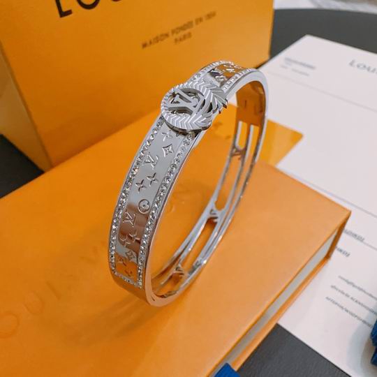 LV Bracelet 11lyh831 (3)