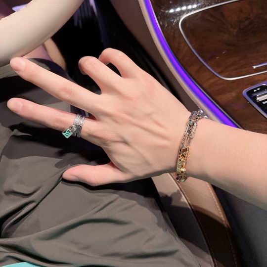 LV Bracelet 11lyh838 (3)
