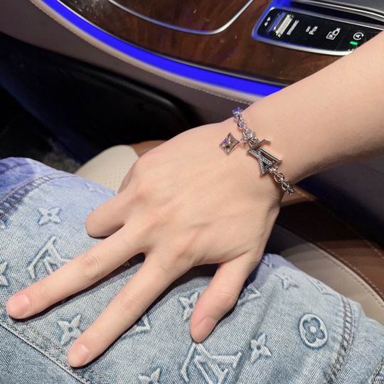 LV Bracelet 11lyh848 (5)