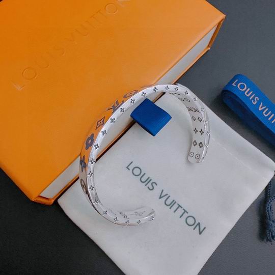 LV Bracelet 11lyh850 (4)