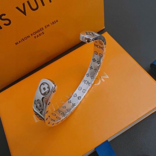LV Bracelet 11lyh854 (3)