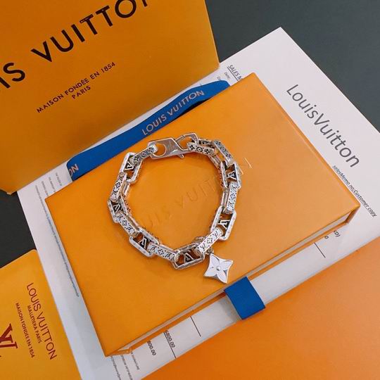 LV Bracelet 11lyh855 (1)