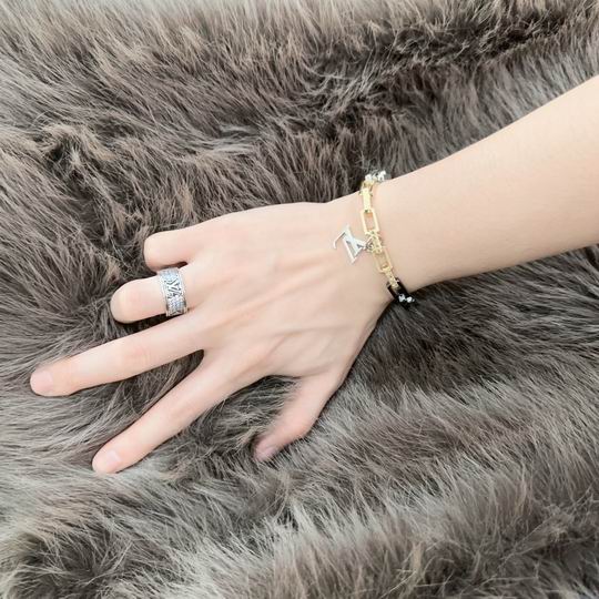LV Bracelet 11lyh871 (4)