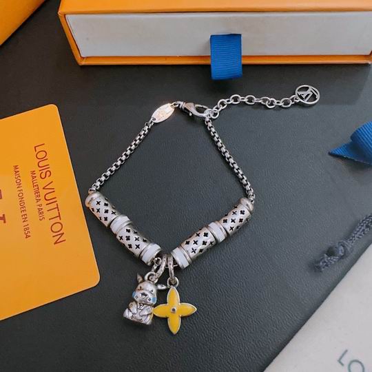 LV Bracelet 11lyh872 (1)