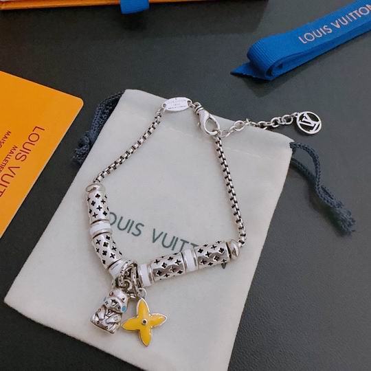 LV Bracelet 11lyh872 (2)