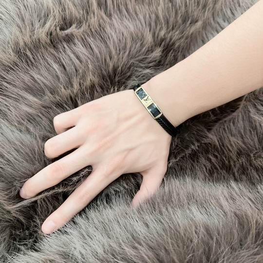 LV Bracelet 11lyh892 (4)