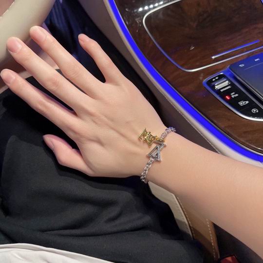 LV Bracelet 11lyh894 (4)