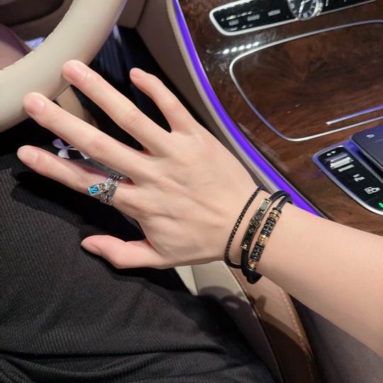 LV Bracelet 11lyh908 (4)