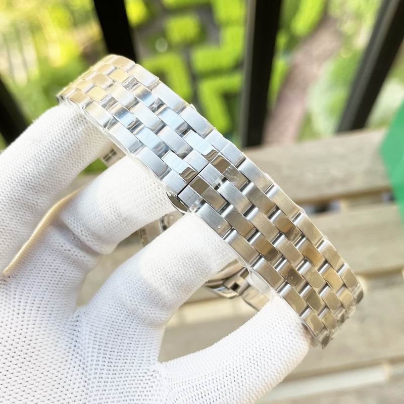 Seiko 40.5X11mm 18 (2)