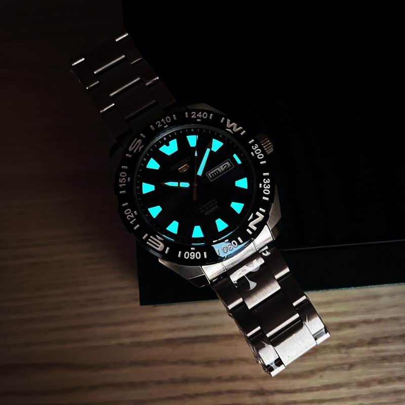 Seiko 44X13mm 04 (1)