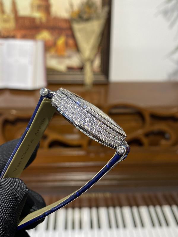 Van Cleef & Arpels 38mm 38 (14)