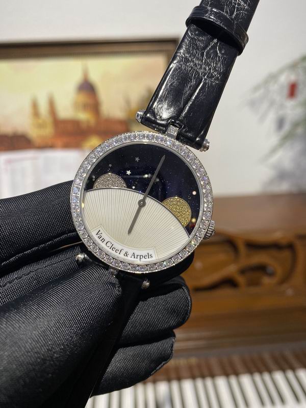 Van Cleef & Arpels 38mm 38 (25)