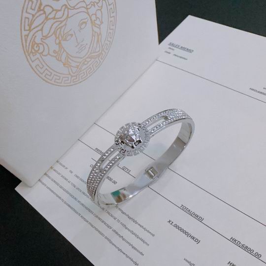 Versace bracelet 12lyh257 (2)