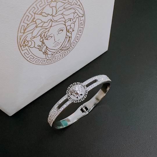 Versace bracelet 12lyh257 (3)