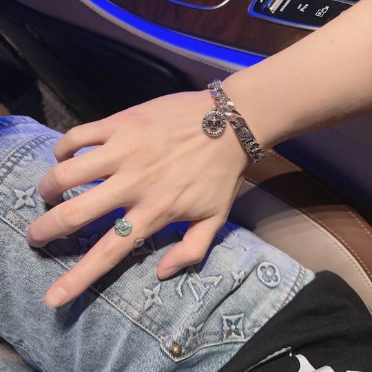 Versace bracelet 12lyh289 (3)