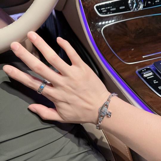 Vivienne Westwood bracelet 12lyh12 (4)