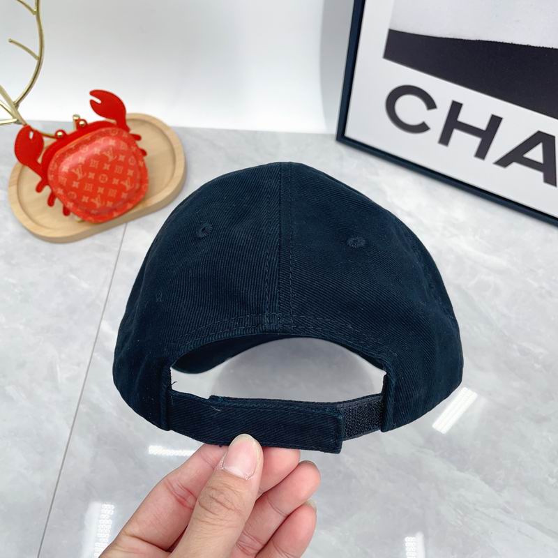 Balenciaga Cap dx (12)