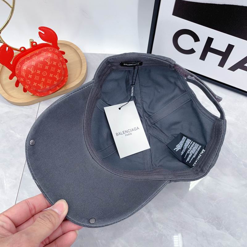 Balenciaga Cap dx (2)