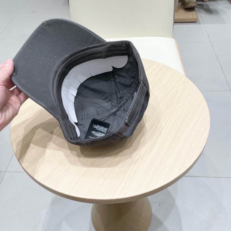 Balenciaga cap (12)