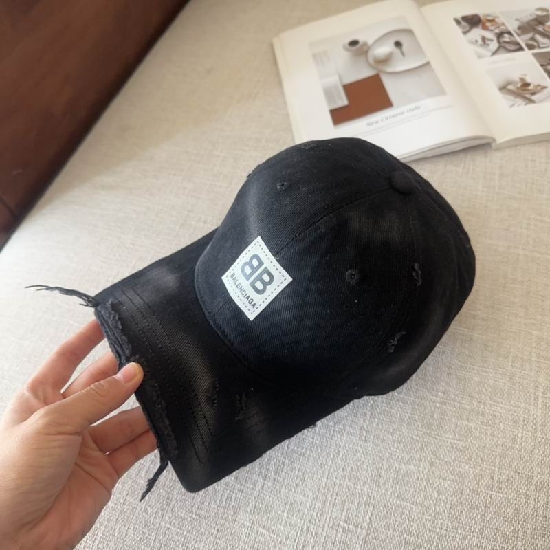 Balenciaga cap (40)