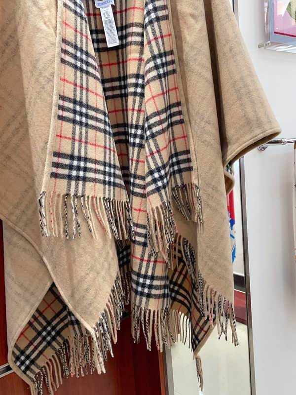 Burberry cloak E47 (12)