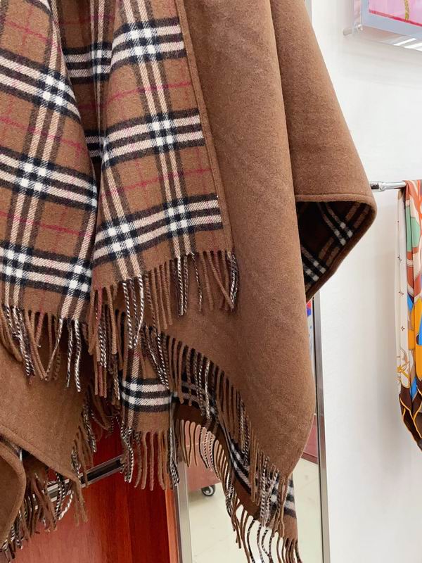 Burberry cloak E47 (4)
