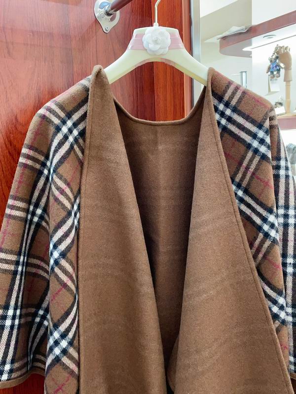 Burberry cloak E47 (5)