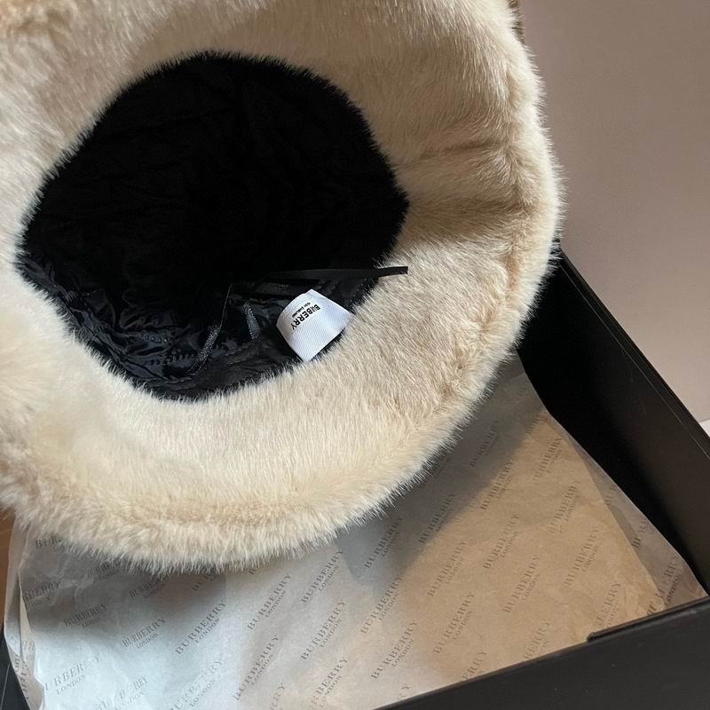 Burberry hat (12)