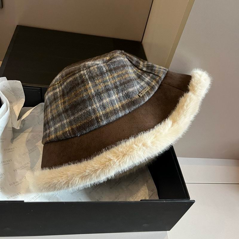 Burberry hat (13)
