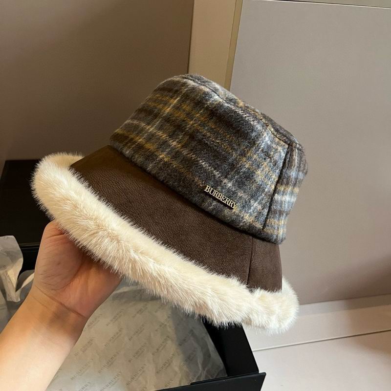Burberry hat (16)