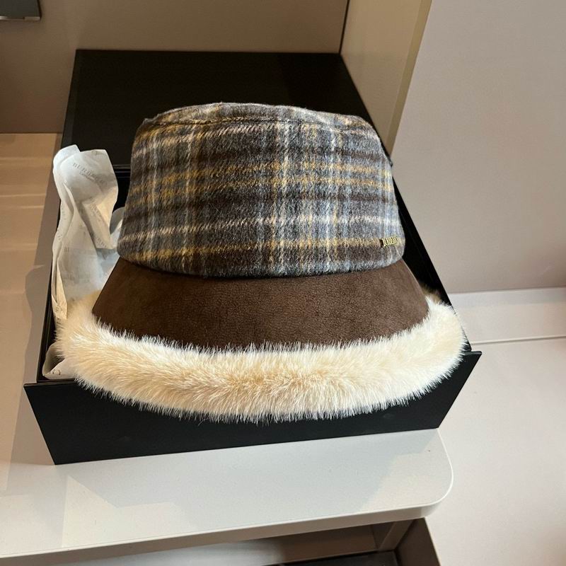 Burberry hat (18)