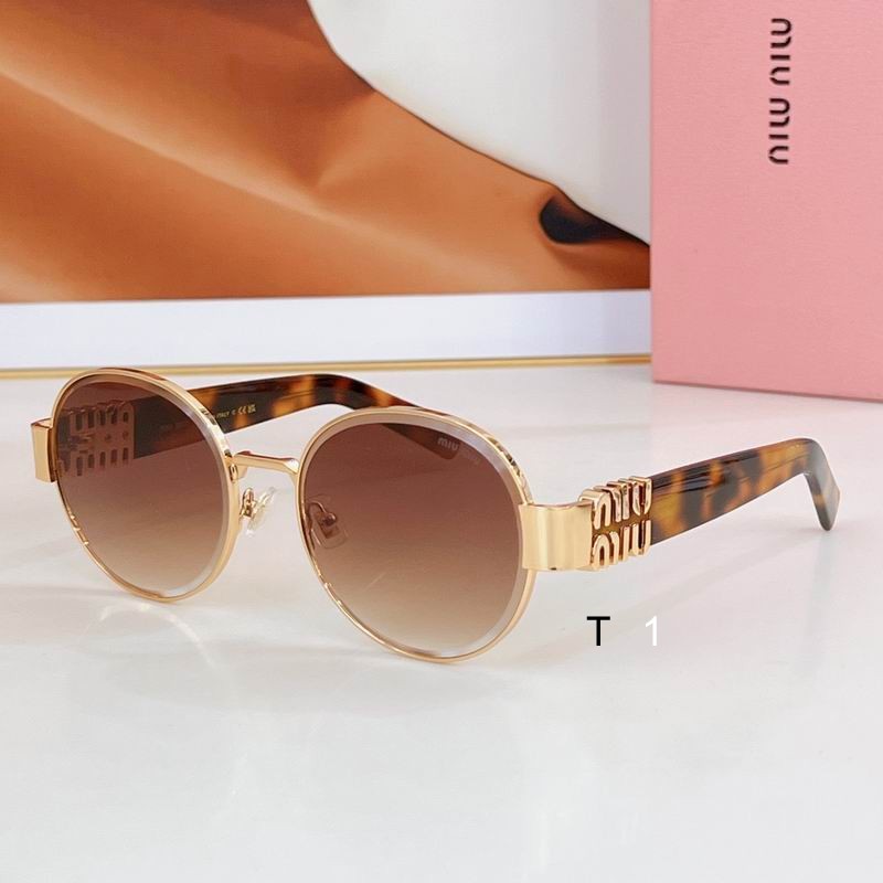 CELINE 116AV 57 19-140 a06