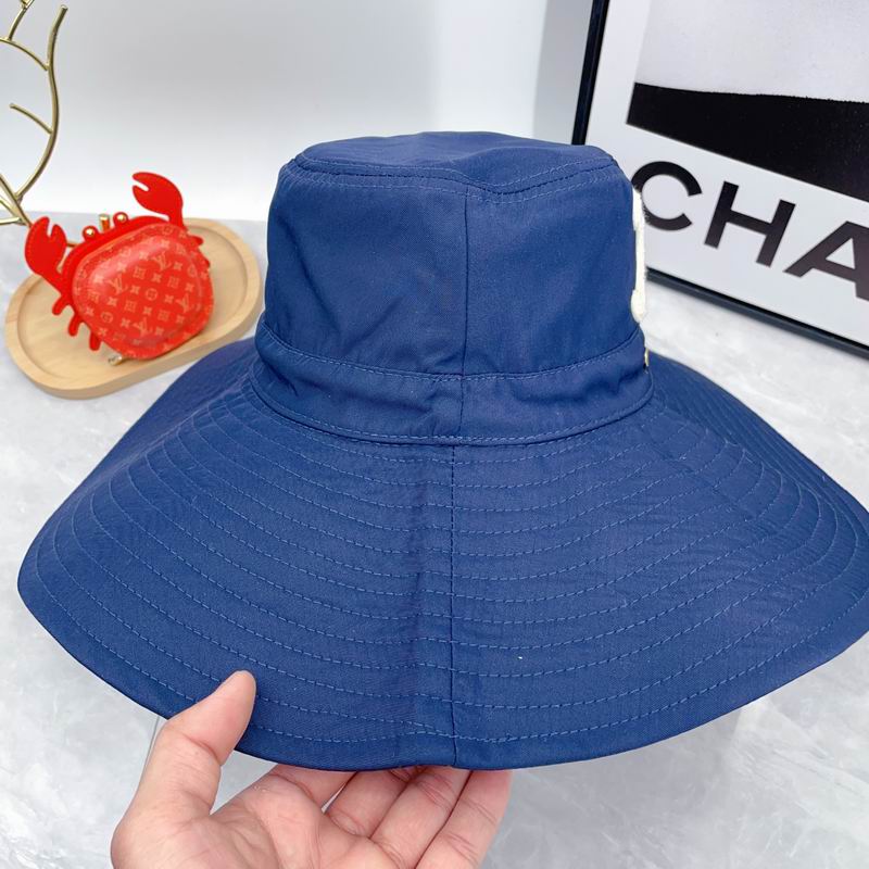 Celine hat dx (43)