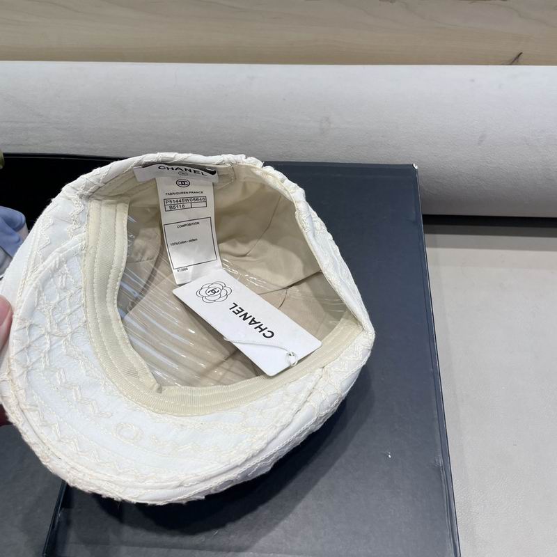 Chanel beret (1)