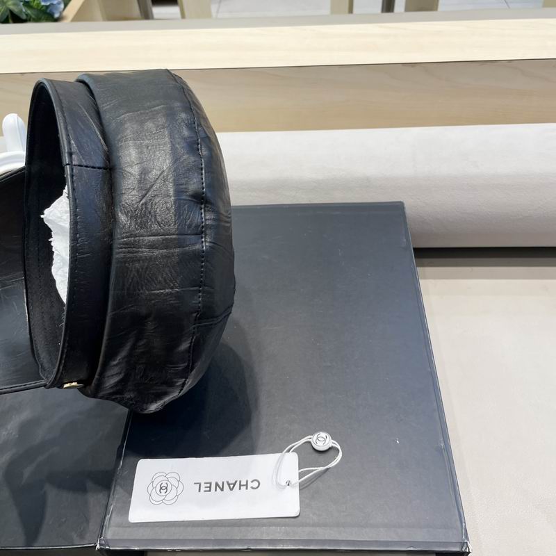 Chanel cap (20)