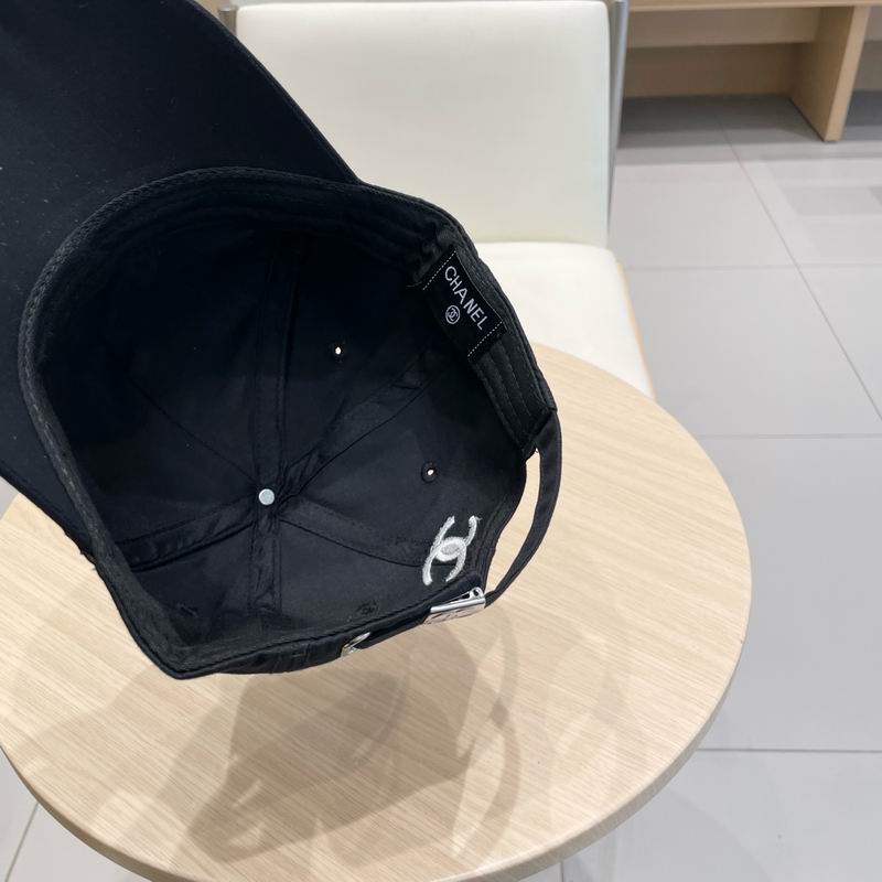 Chanel cap (25)