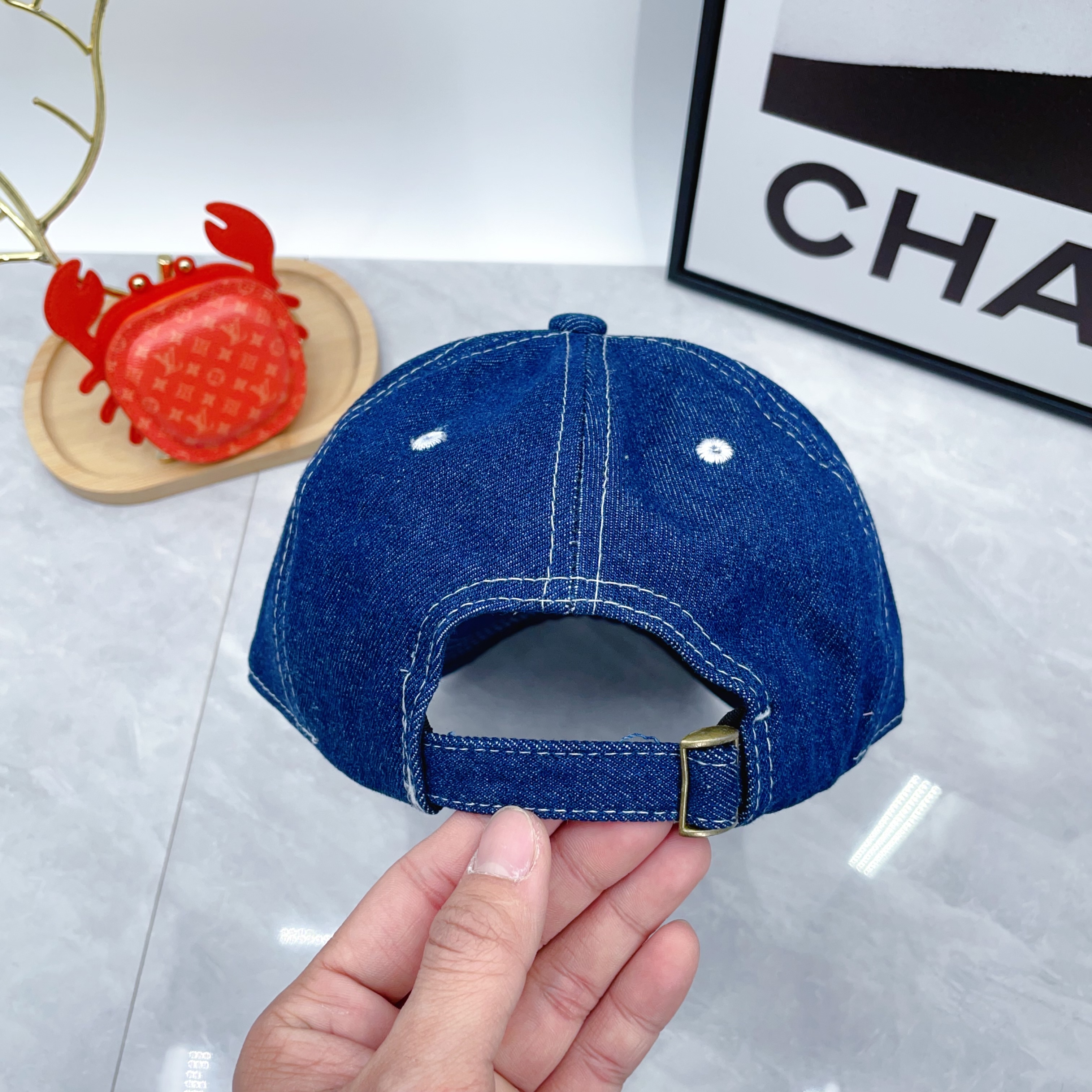 Chanel cap dx (21)