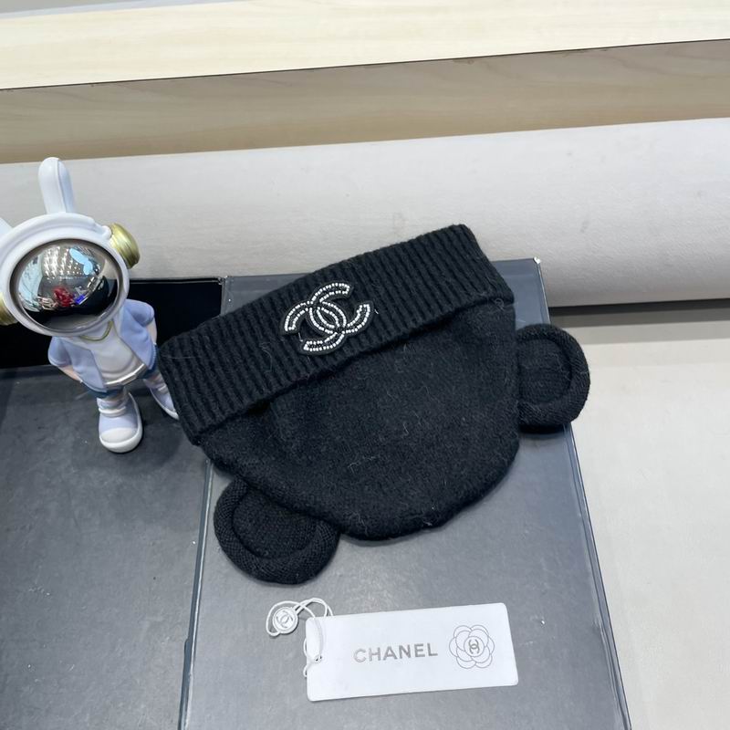 Chanel hat (182)