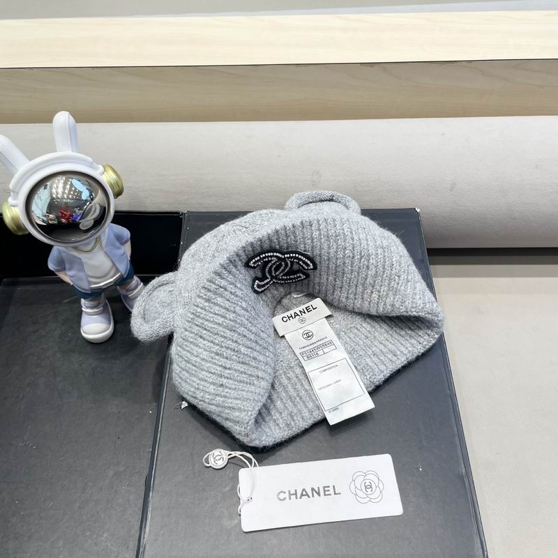 Chanel hat (190)