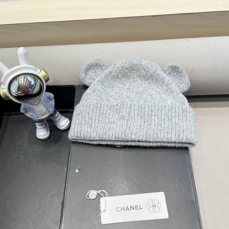 Chanel hat (192)