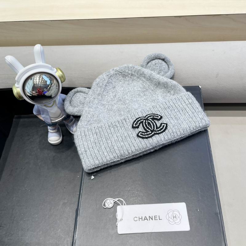 Chanel hat (196)