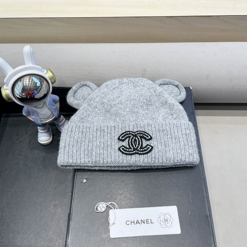 Chanel hat (198)