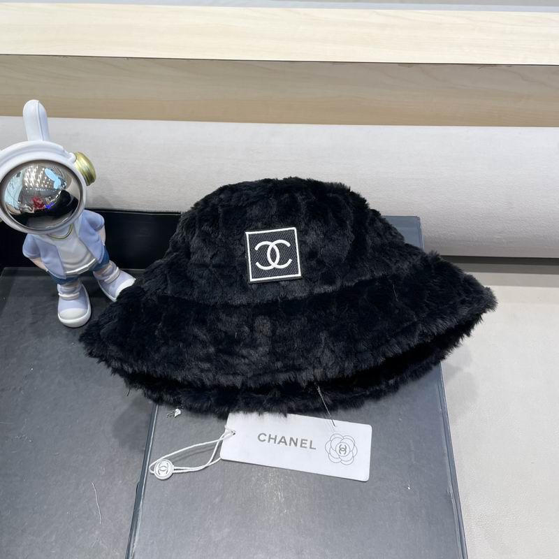 Chanel hat (212)